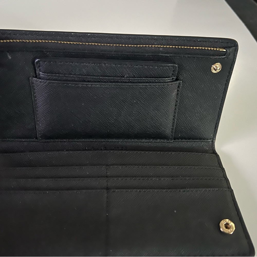 Michael Kors light weight Wallet